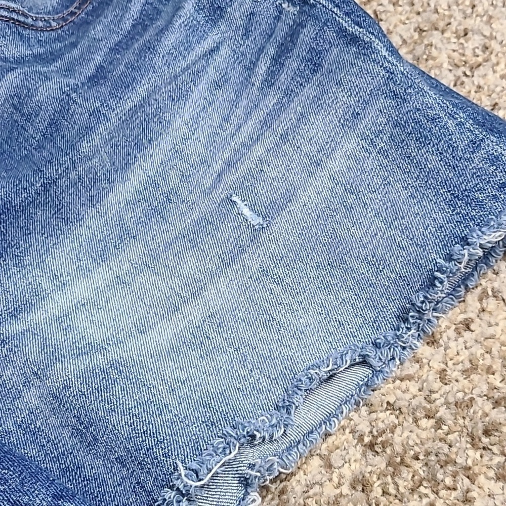 Madewell Classic Blue Jean Shorts - Picture 4 of 7